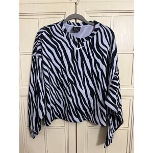 Nike Icon Clash size XL womens sweatshirt